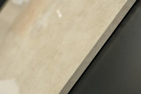 تصویر 1 از سنگ تراورتن محلات ساختار آهکی مقاوم اقلیم متنوع